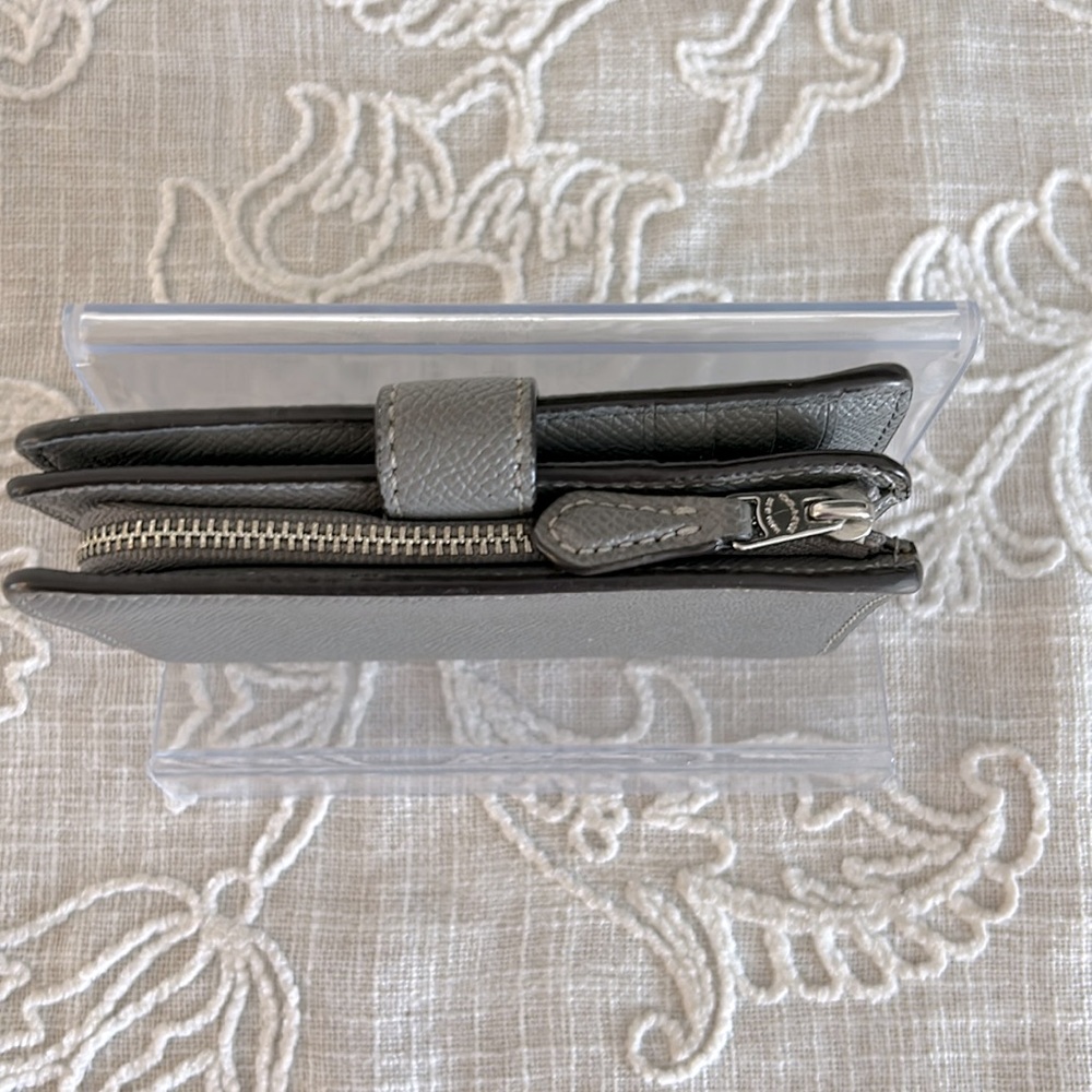 Coach Crossgrain Leather Medium Grey Bifold Wallet - Picture 2 of 15